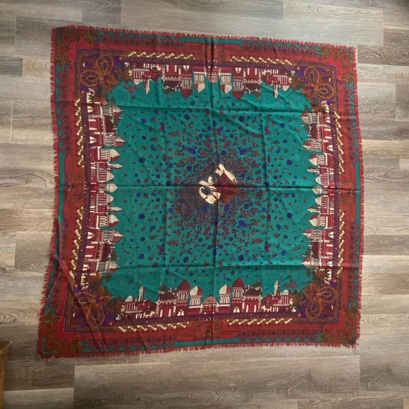 Vintage Oversized Fendi Wool Shawl / Wrap / Scarf - Picture 2 of 9